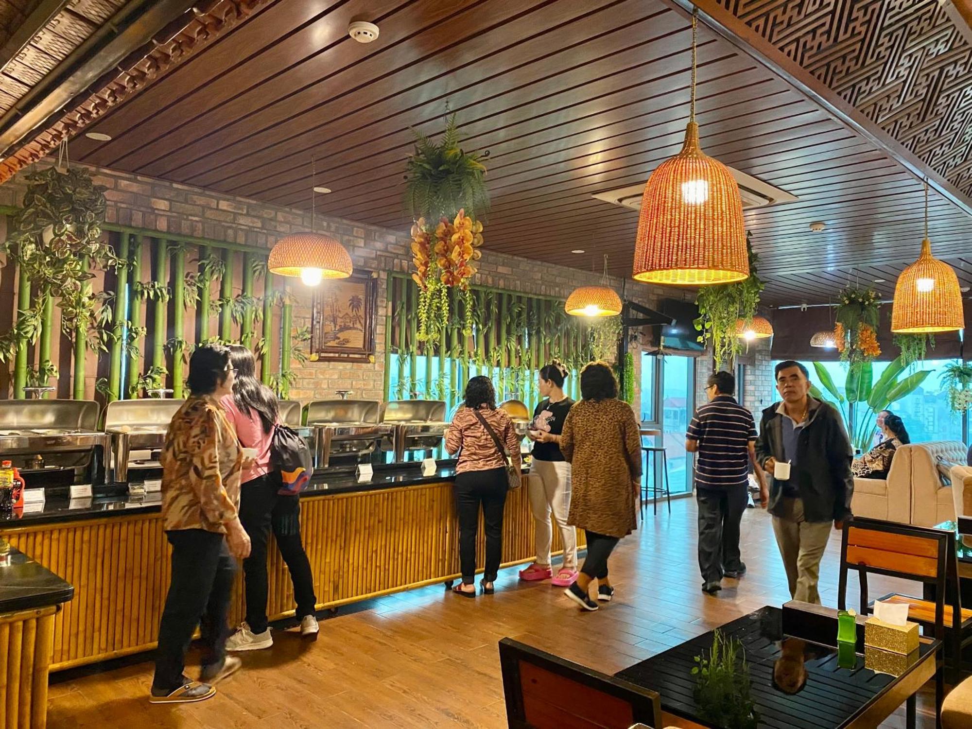 Kawasaki Noi Bai Airport Hotel Eksteriør bilde
