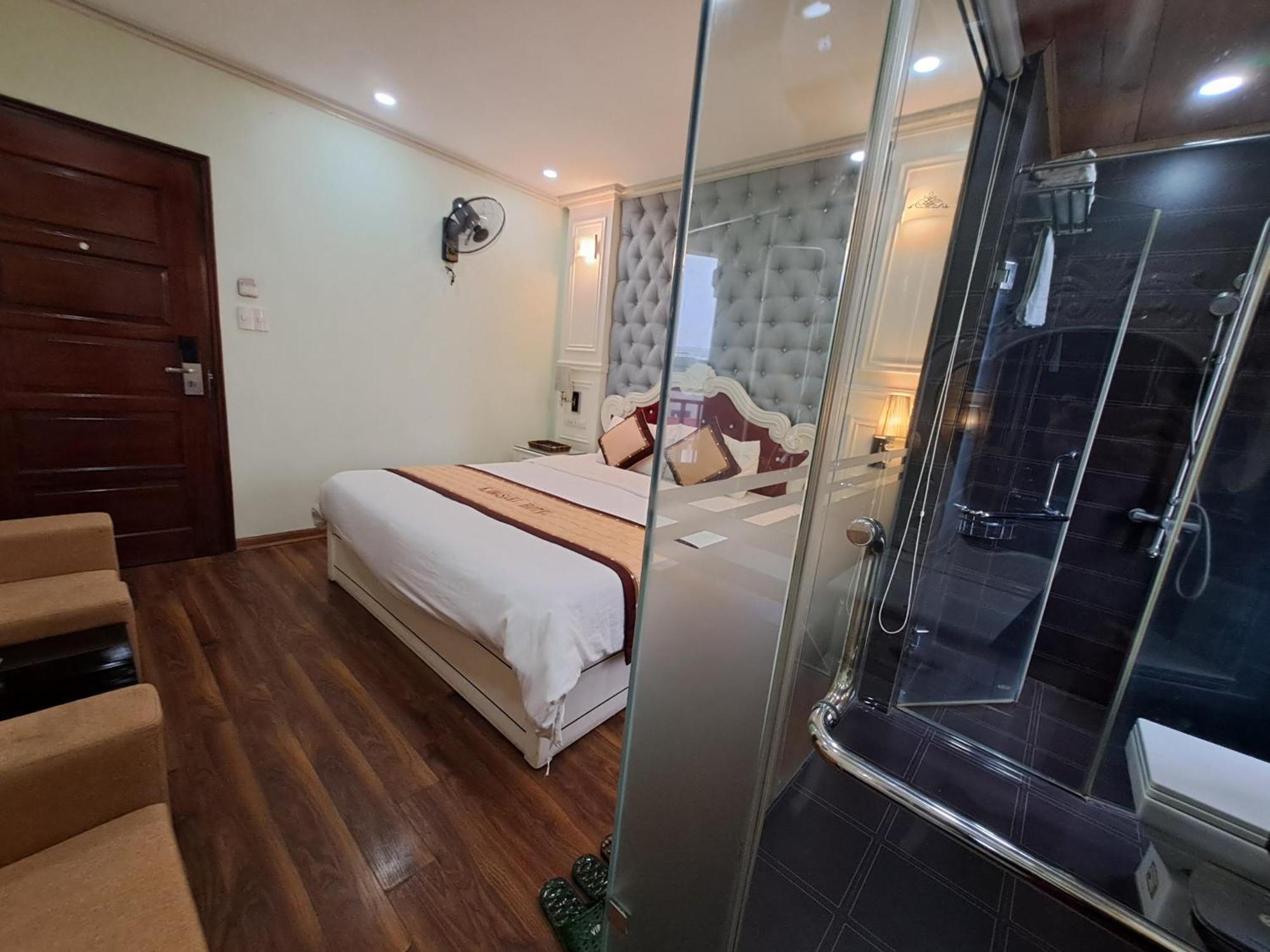 Kawasaki Noi Bai Airport Hotel Rom bilde